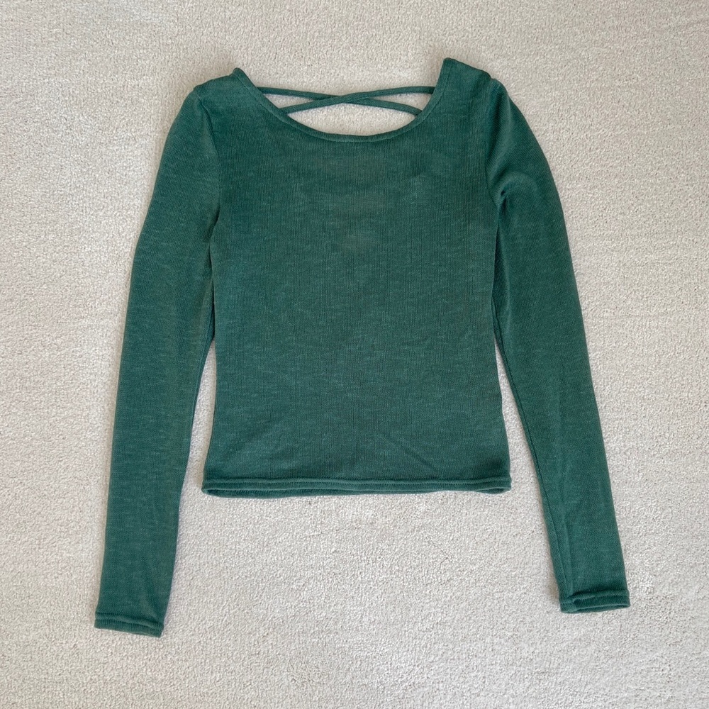 Green long sleeve crop top